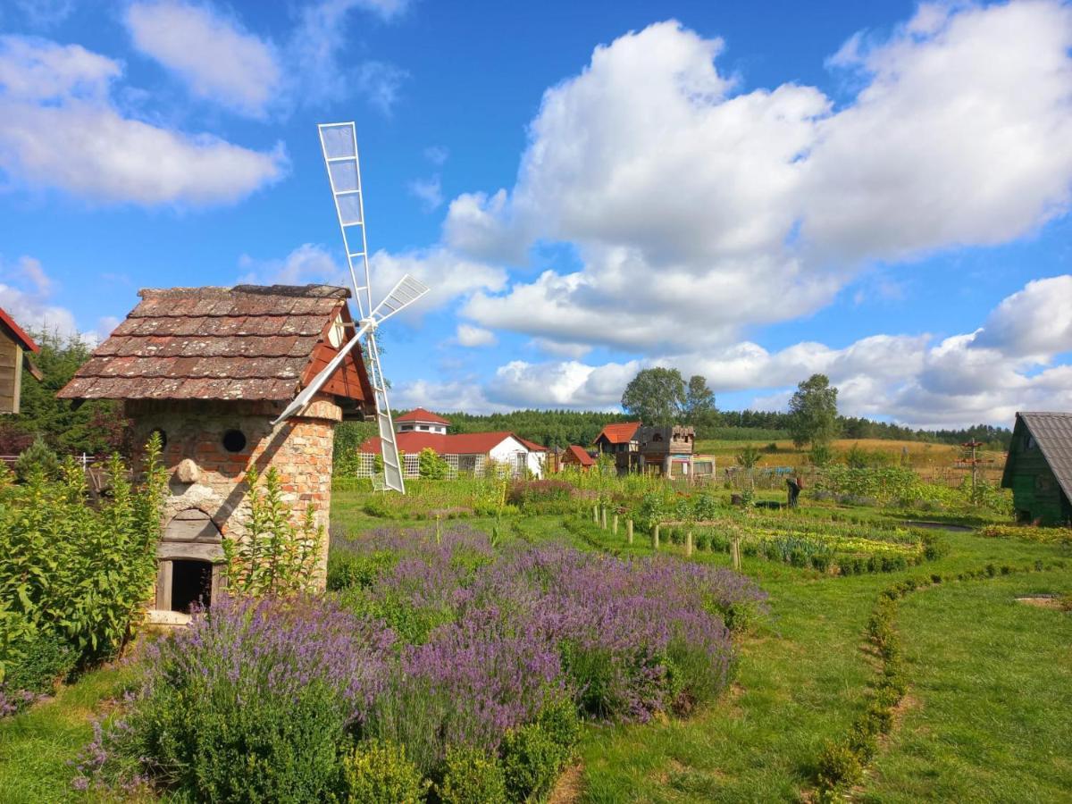Vila Dom Malarki Mirosławiec Exteriér fotografie